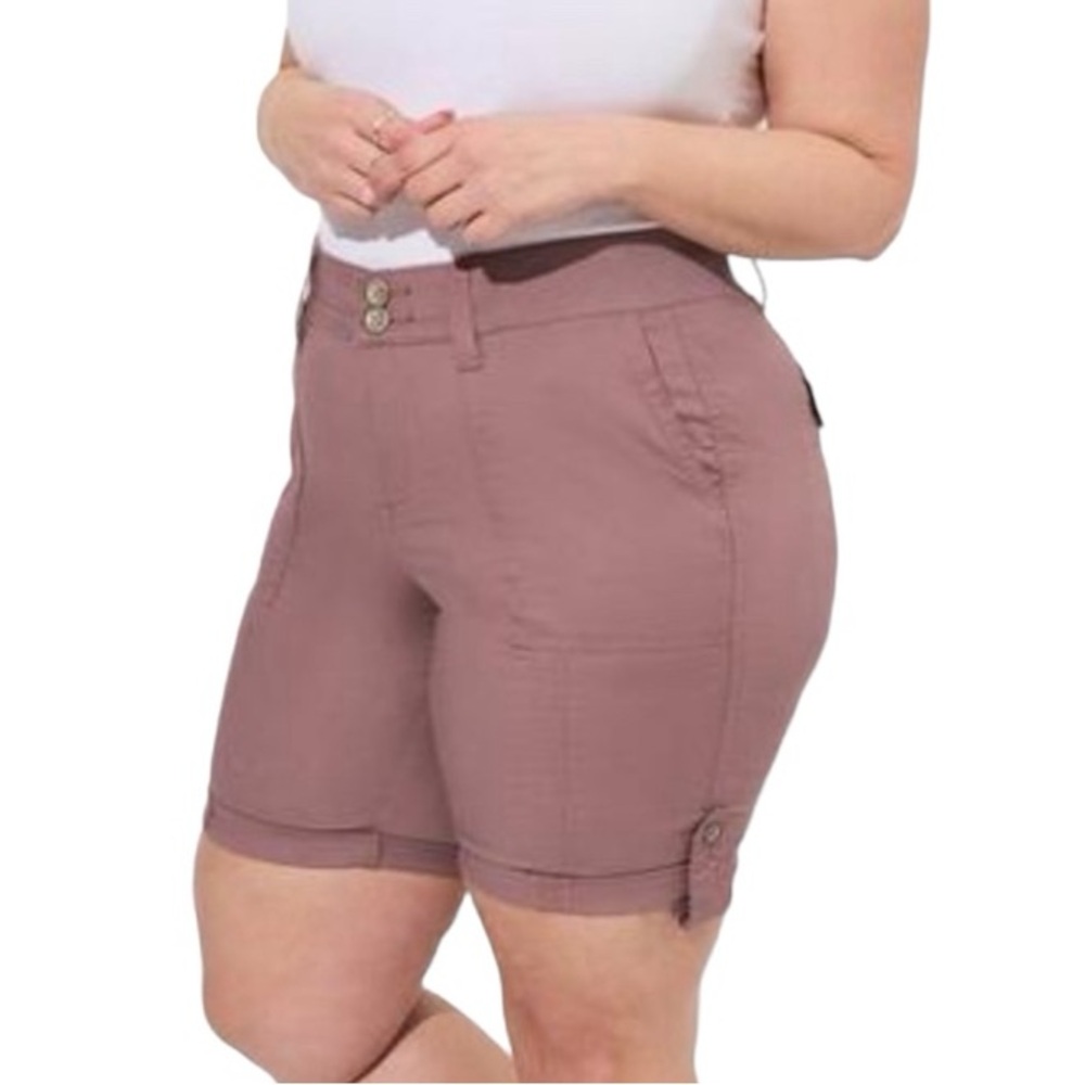 Torrid Bermuda Stretch Poplin Mid-Rise Short